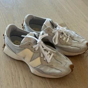 New balance 327’s in sea salt color
